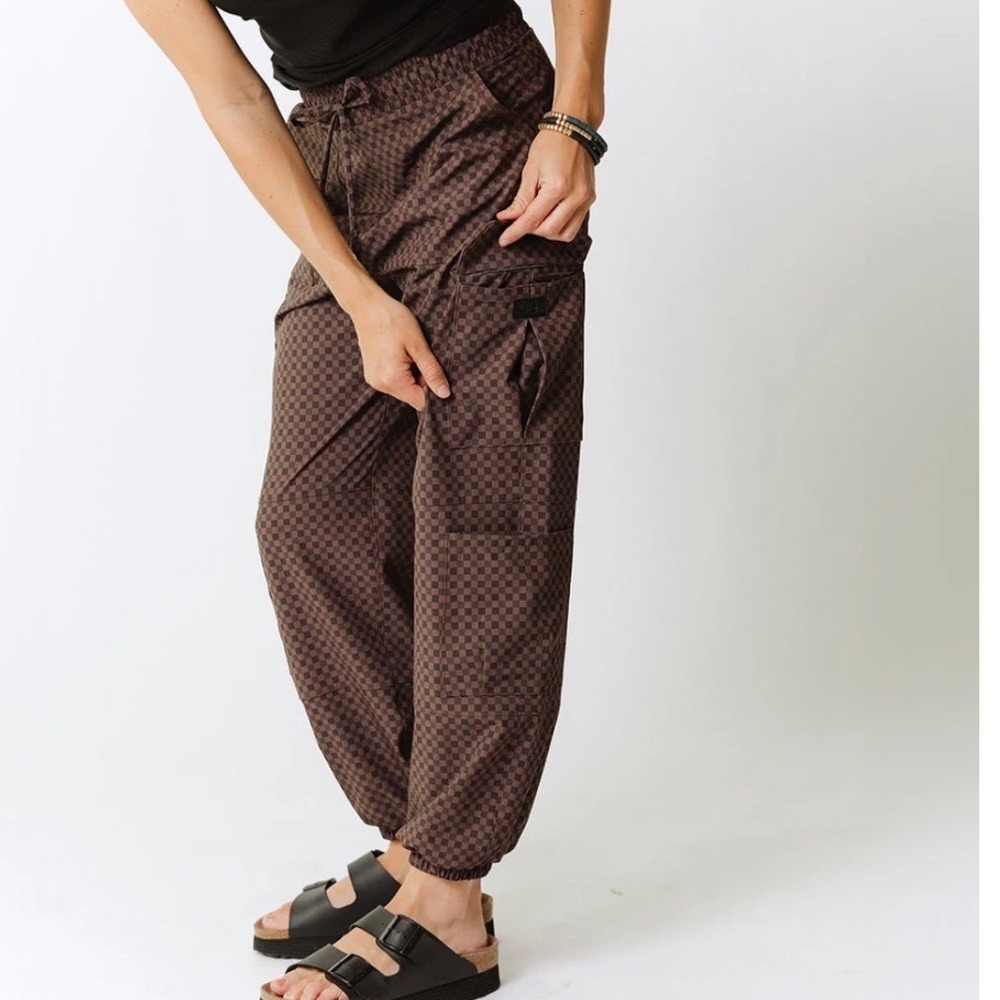 Albion Fit Jetsetter Cargo Joggers Wicker Checkered Brown Pants Medium Tall - Picture 3 of 7